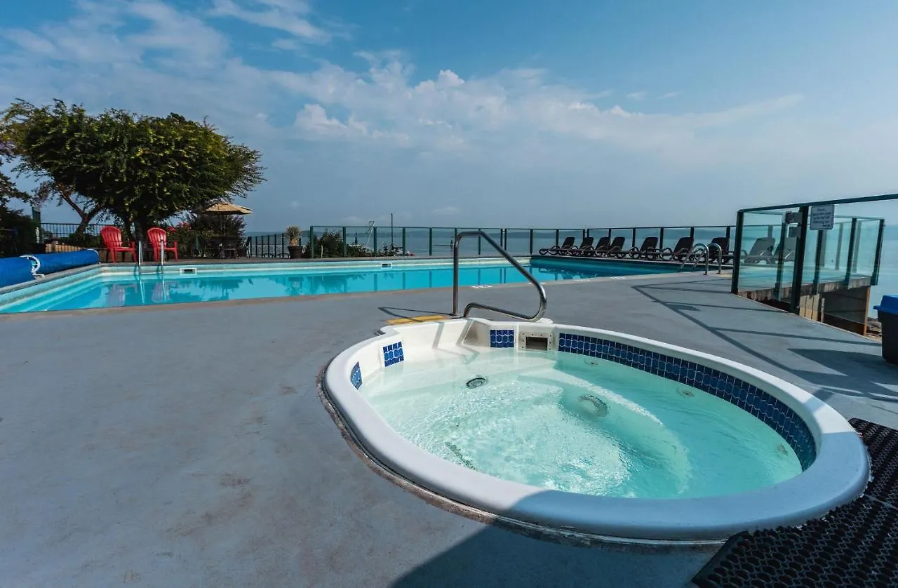 Apartment Sunrise Cove Apt At Inn Of The Sea Ladysmith