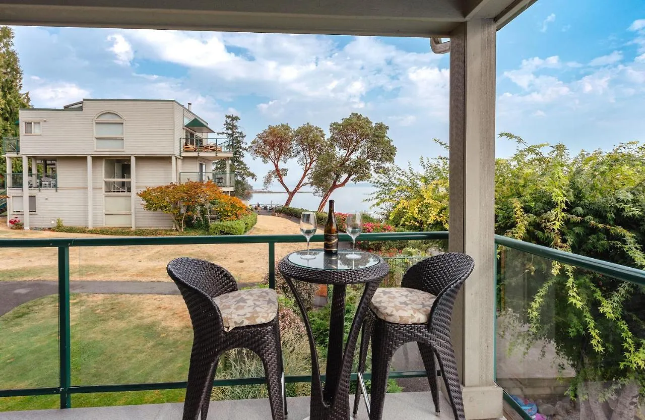Sunrise Cove Apt At Inn Of The Sea Ladysmith